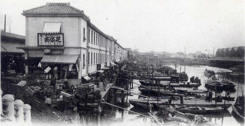 Первый рыбный рынок в Токио находился в Нихонбаши